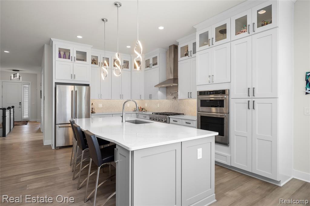 7656 Dunlap Court, West Bloomfield, MI — Photo 4