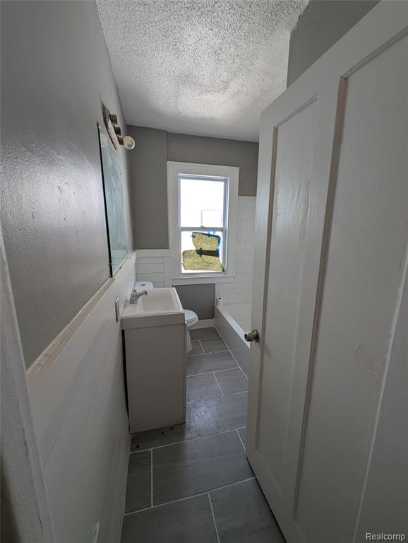 369 Newport Street, Detroit, MI, 48215