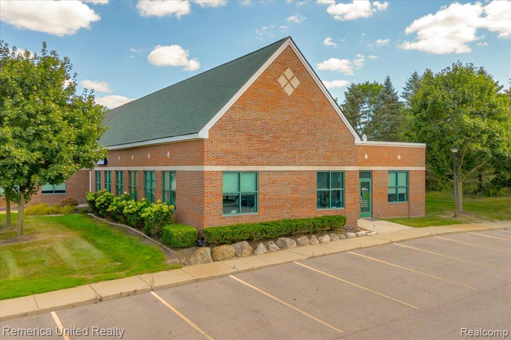 1050 Corporate Office Drive, Milford, MI 48381 — Photo 5