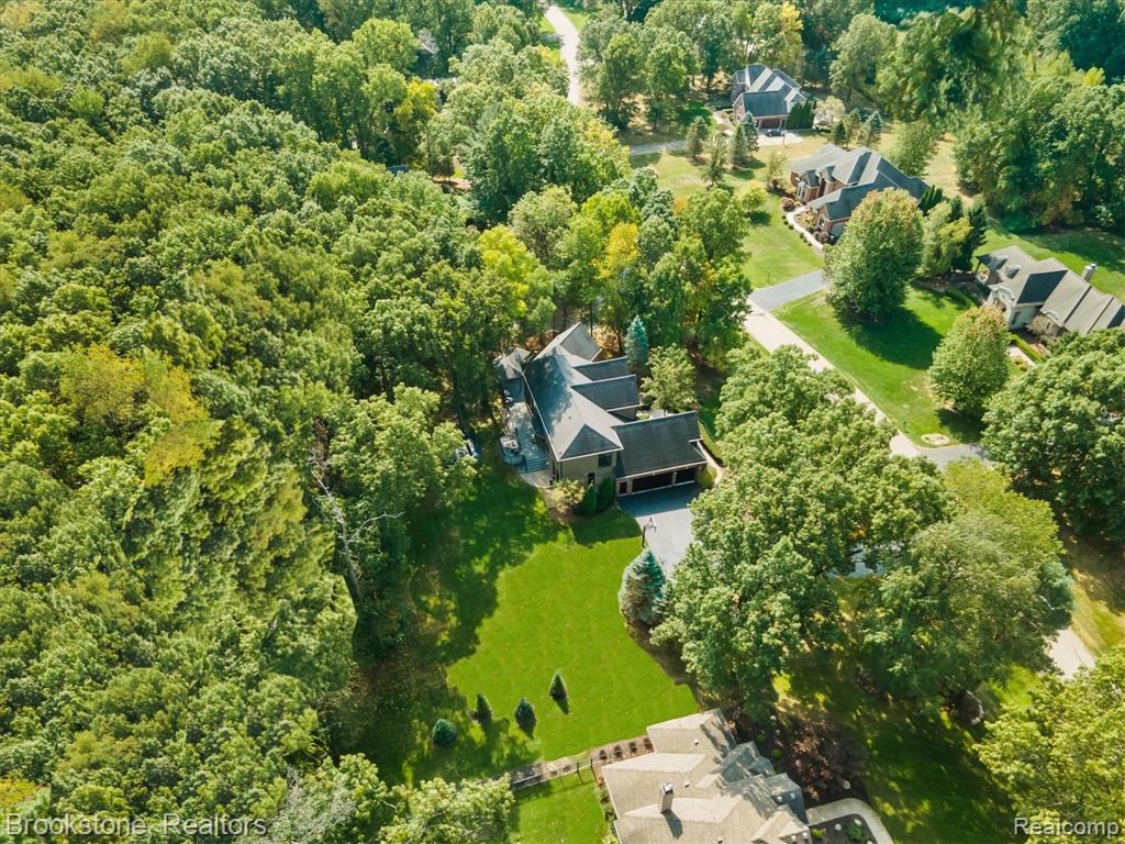 2157 CANTERWOOD, Highland, MI — Photo 4