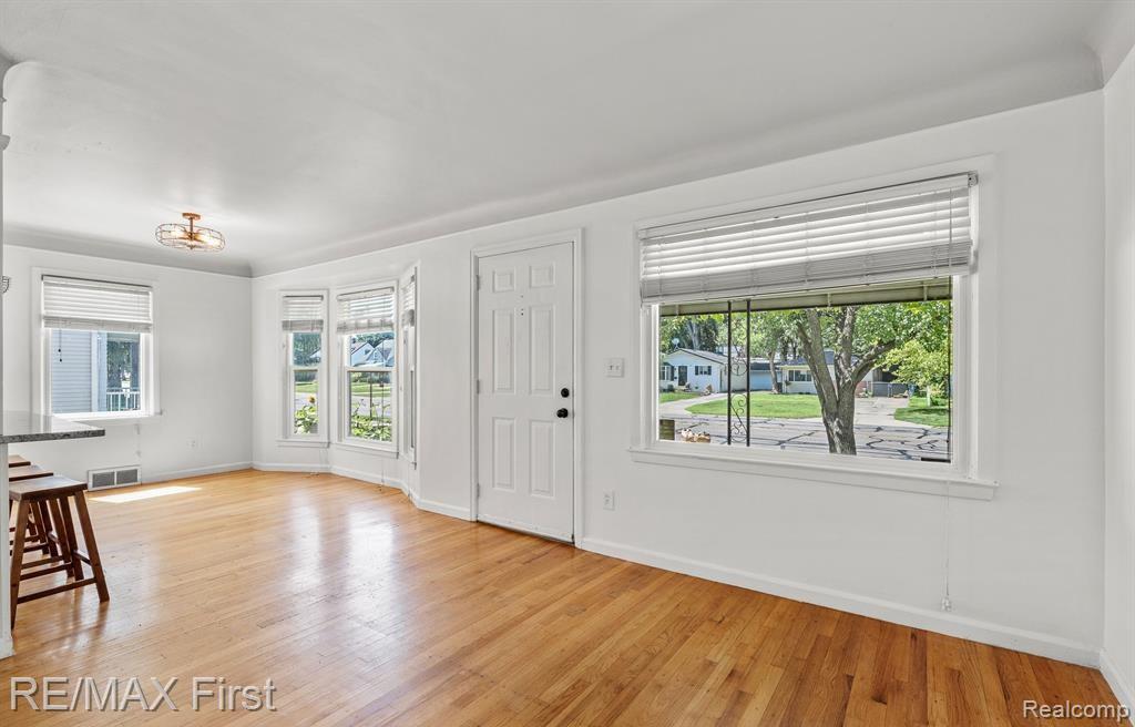 406 N Campbell Road, Royal Oak, MI 48067 — Photo 16