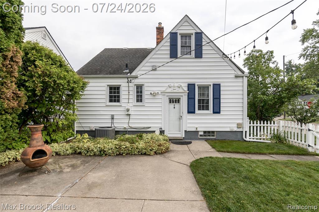 1090 Cambridge Road, Berkley, MI 48072 — Photo 31