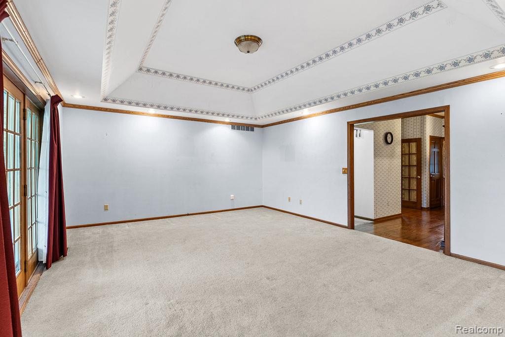9482 Graytrax Road, Grand Blanc, MI 48439 — Photo 11
