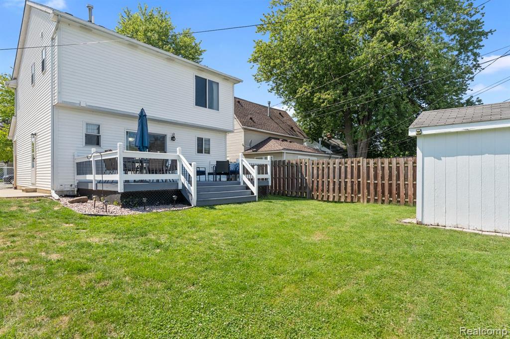 29247 Adams Drive, Gibraltar, MI — Photo 21
