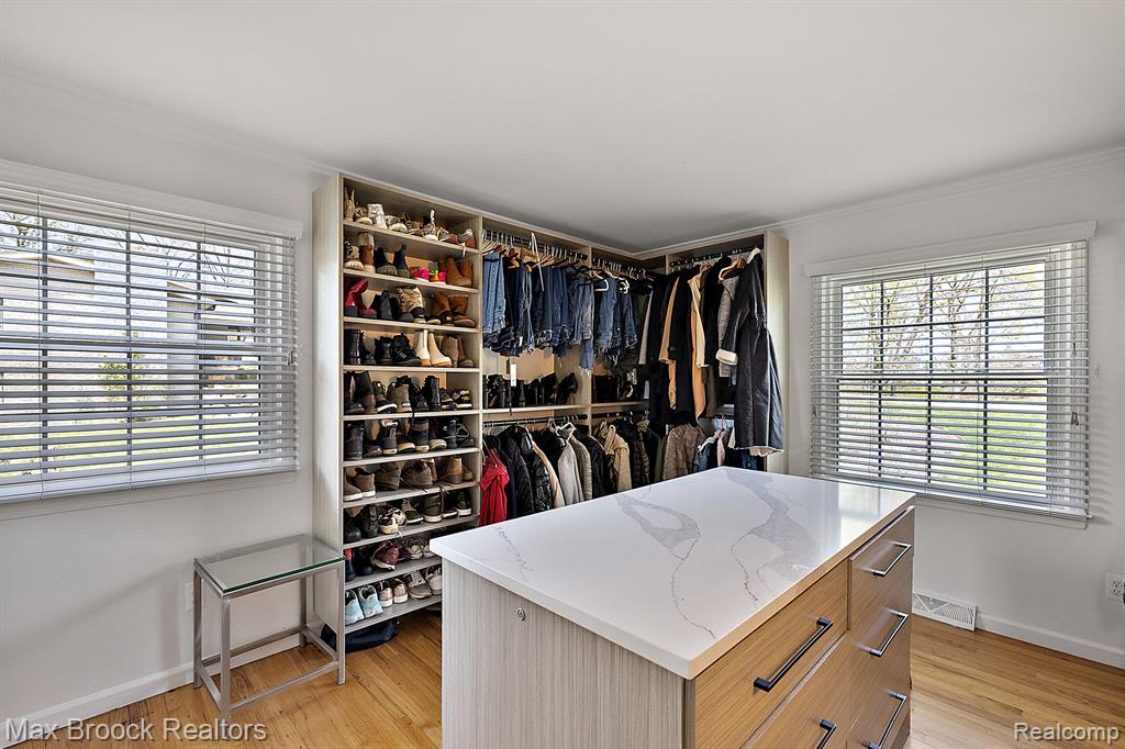 4384 SUNNINGDALE Drive, Bloomfield Hills, MI 48302 — Photo 27