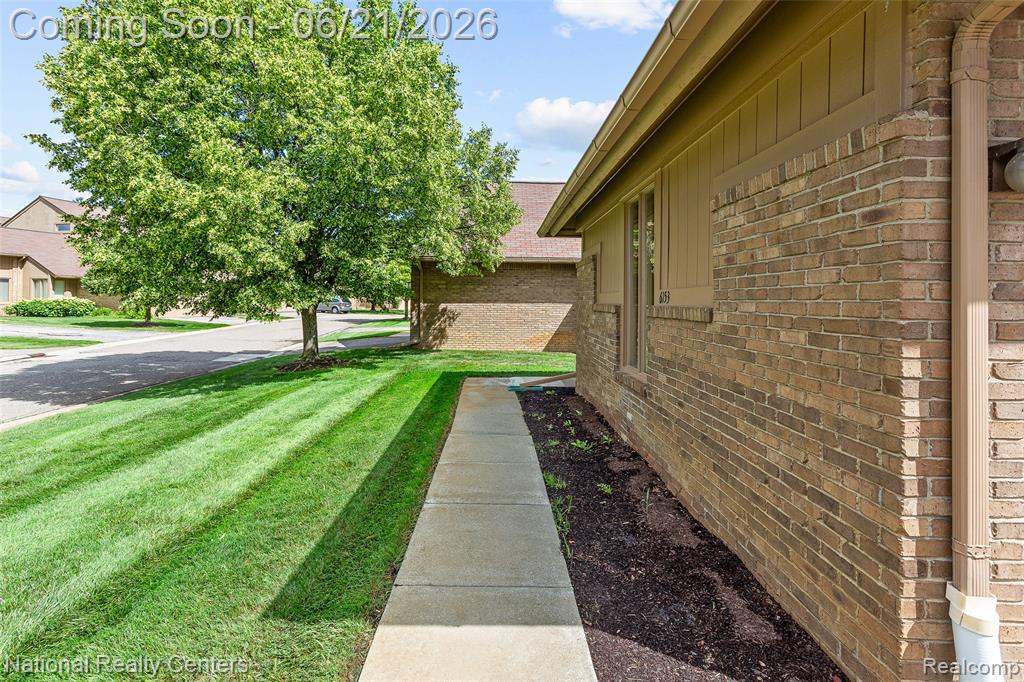 6153 Westbrooke Drive, West Bloomfield, MI — Photo 37