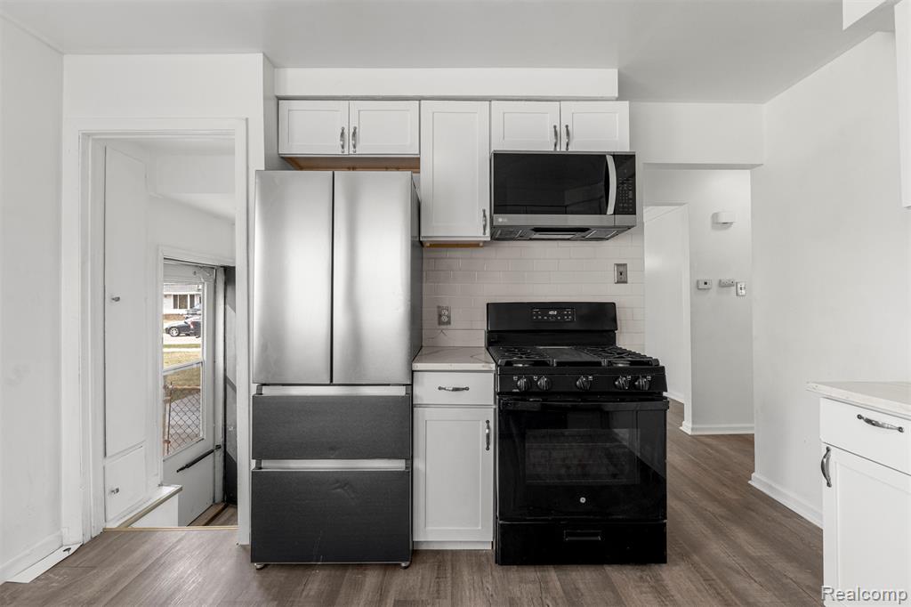 6872 Lathers Street, Garden City, MI — Photo 13