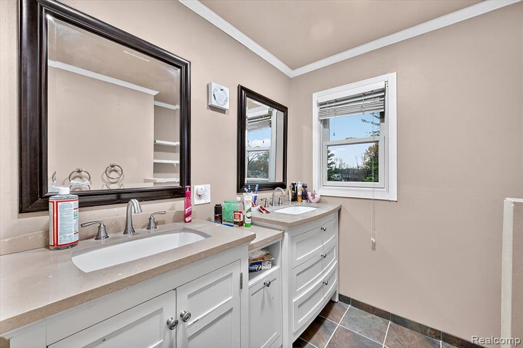 5141 N Vassar Road, Flint, MI 48506 — Photo 18