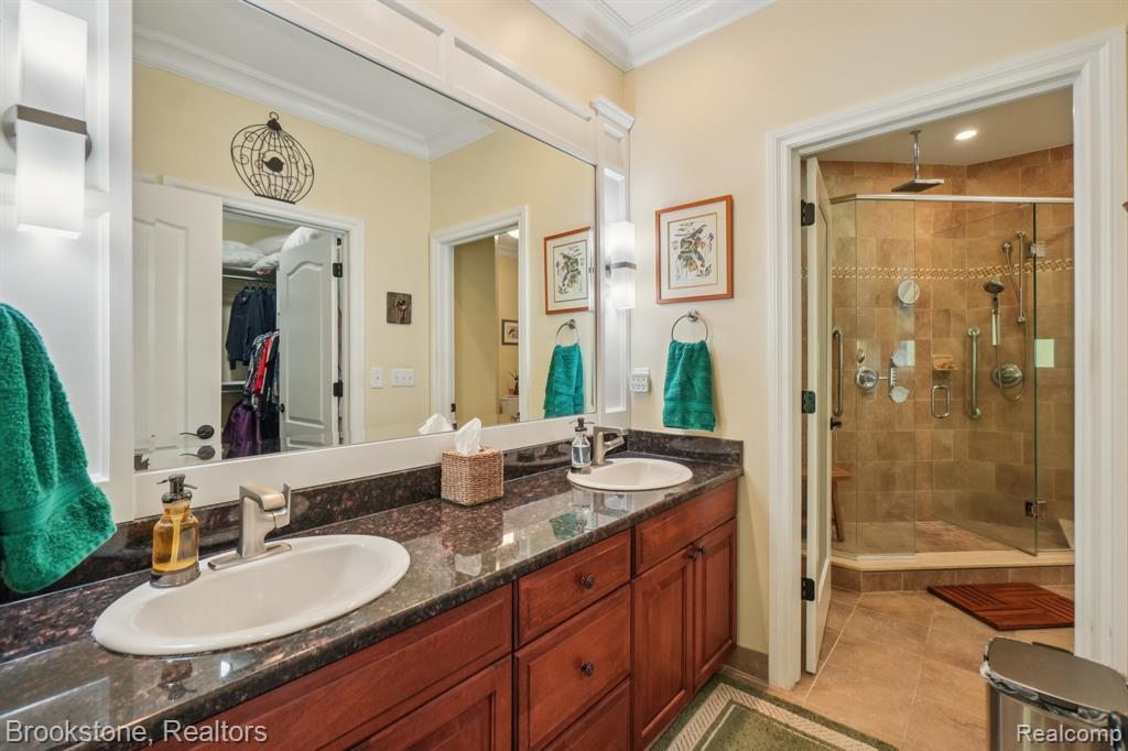 5947 Blackberry Lane, Clarkston, MI 48348 — Photo 28