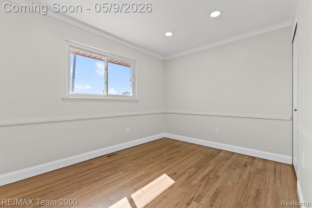 6557 Huntleigh Street, Garden City, MI — Photo 18