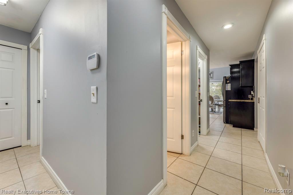 48896 KINGS Drive, Shelby Twp, MI 48315 — Photo 35