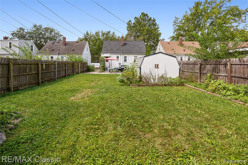 5097 Winifred Street, Wayne, MI 48184 — Photo 31