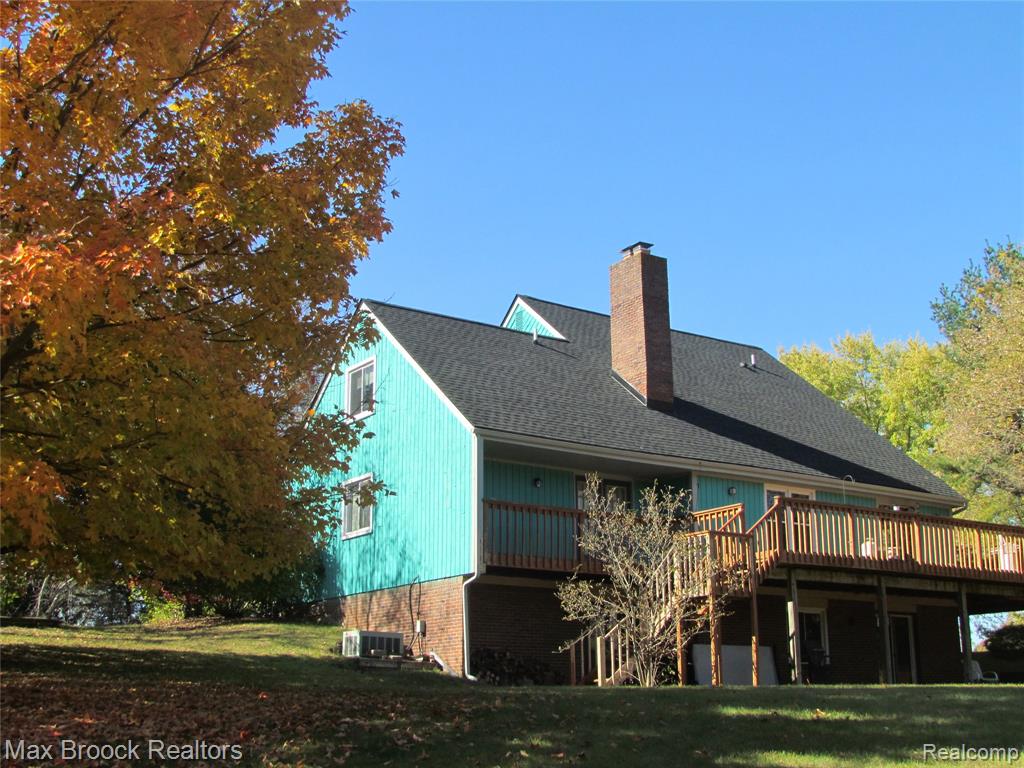 4622 Fleck Drive, Hartland, MI 48430 — Photo 67