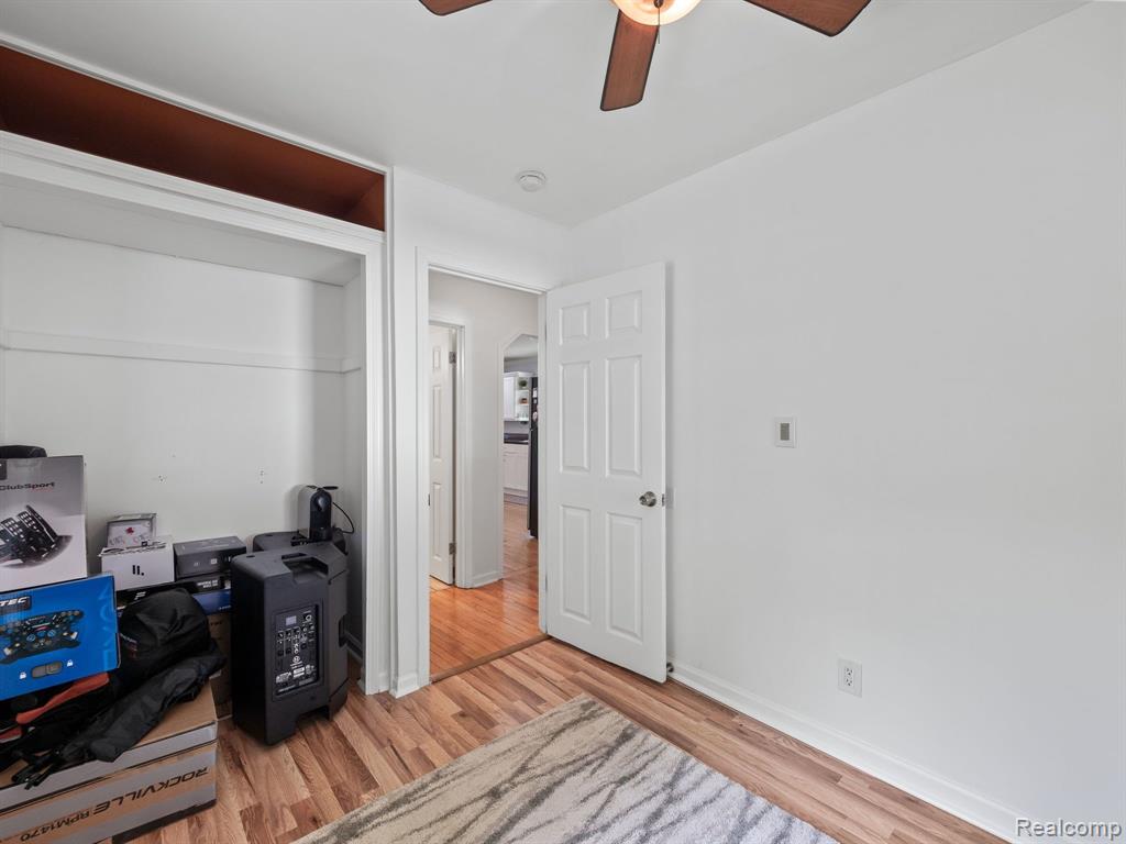 47210 CONDOR Avenue, Shelby Twp, MI 48317 — Photo 17