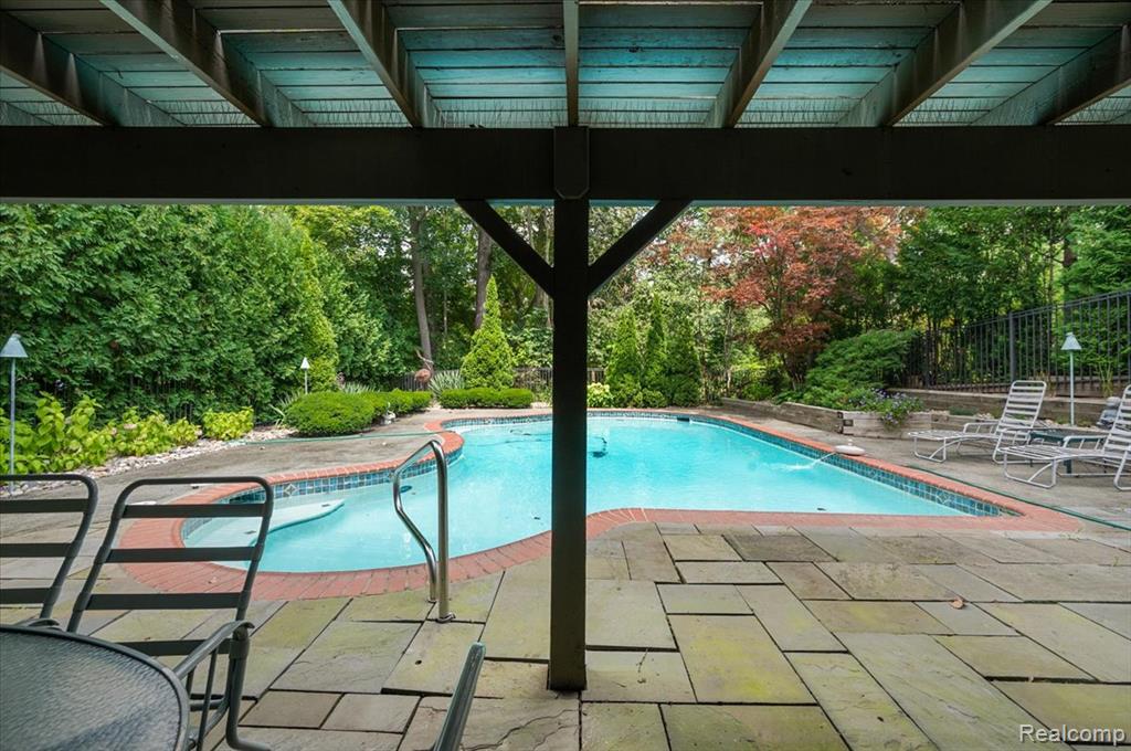 532 Willits Street, Birmingham, MI 48009 — Photo 11