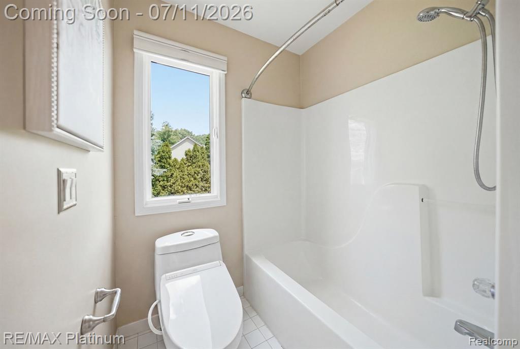 9159 Toddsway Drive, Brighton, MI 48114 — Photo 38