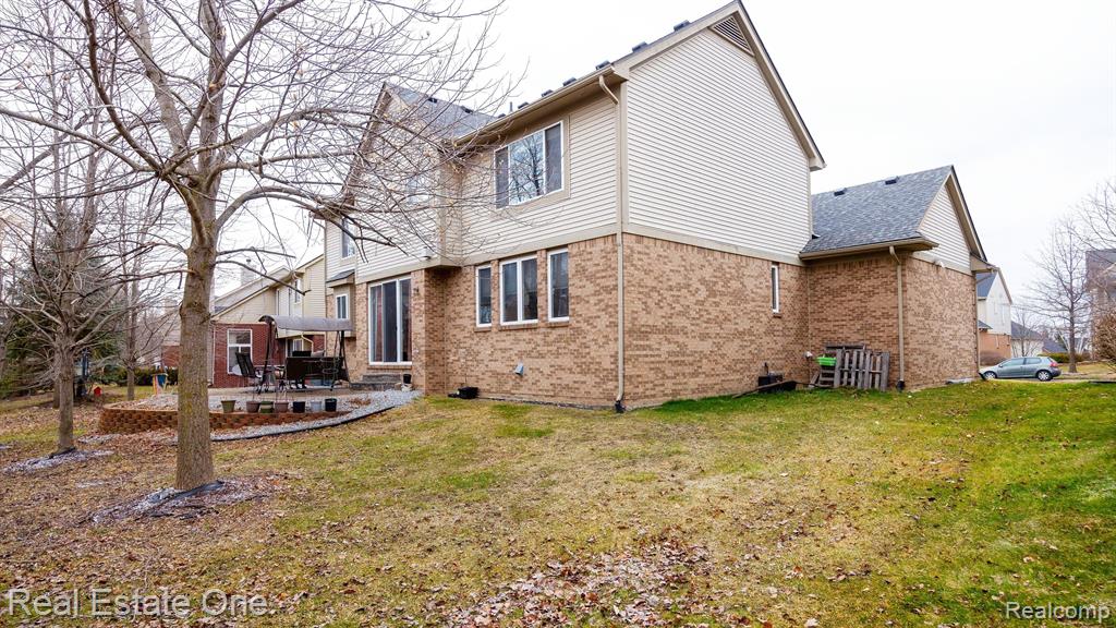 17041 ALGONQUIN Drive, Northville, MI 48168 — Photo 67