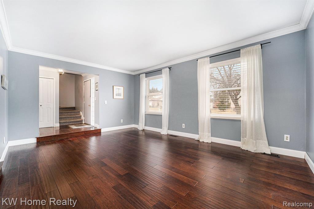 47247 BARTLETT Drive, Canton, MI 48187 — Photo 11