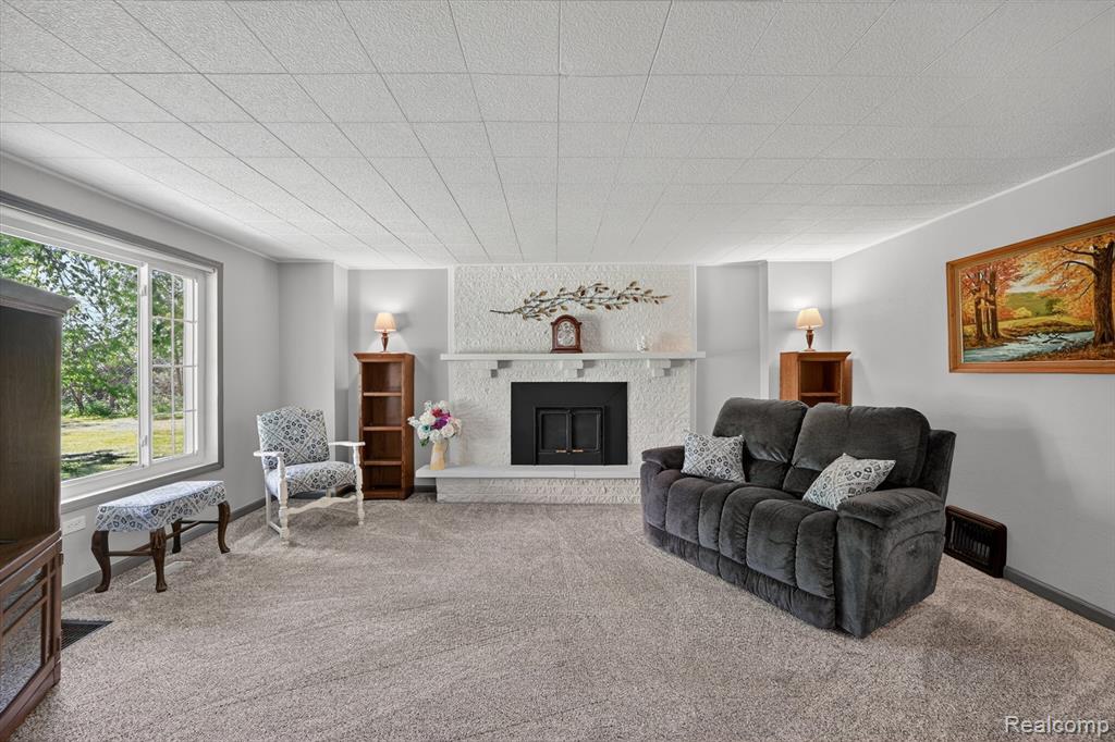 10520 North Dixie, South Rockwood, MI — Photo 6