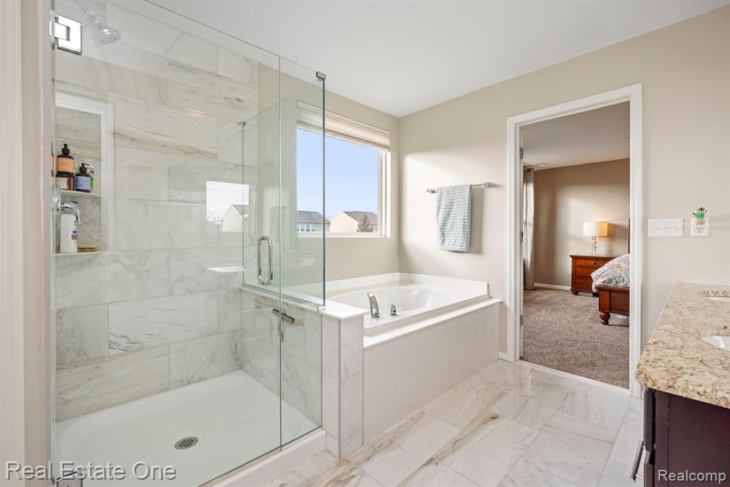 49159 Gaviota Lane, Macomb, MI 48044 — Photo 34