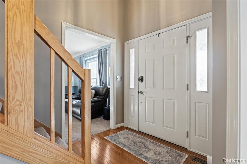 1453 Maplewood Drive, Saline, MI 48176 — Photo 5