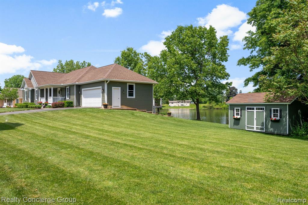 9801 BROOKFIELD Drive, Brighton, MI 48116 — Photo 44