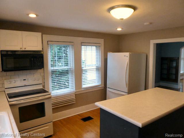 630 W University Drive, Rochester, MI 48307 — Photo 4
