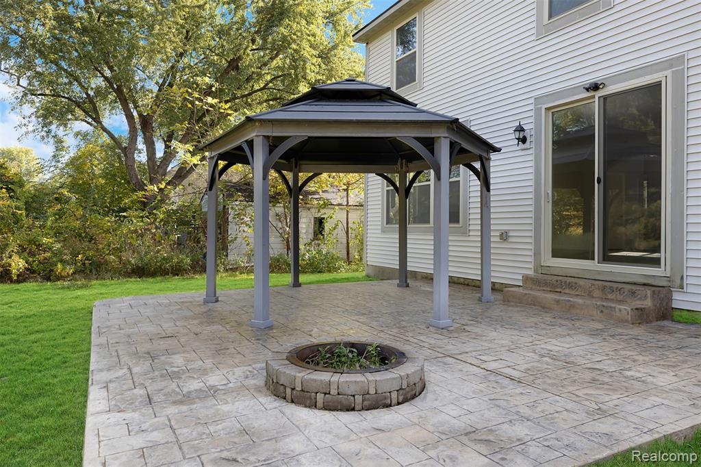 42260 Five Mile Road, Plymouth, MI 48170 — Photo 3