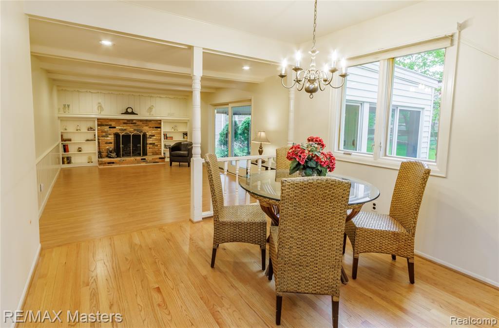 21879 Canterbury Avenue, Grosse Ile, MI 48138 — Photo 11