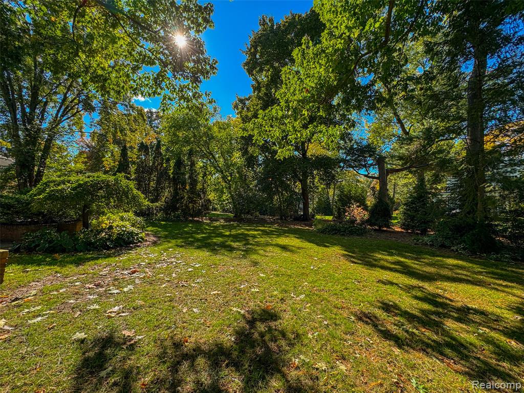 1019 N Cranbrook Road, Bloomfield, MI 48301 — Photo 40