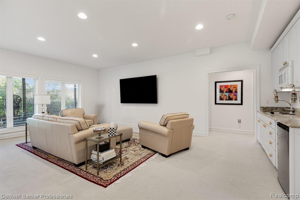 5040 OAKBROOKE Drive, West Bloomfield, MI 48323 — Photo 20