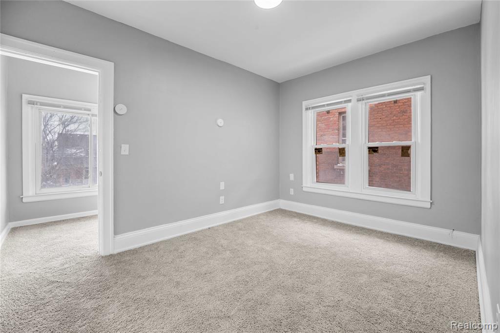 681 Clairmount Street, Detroit, MI 48202 — Photo 21