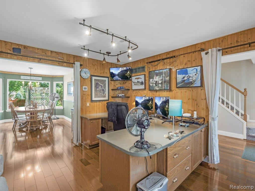 42688 Preswick Court, Van Buren, MI 48111 — Photo 17