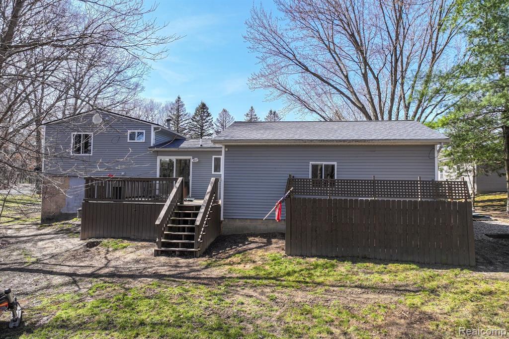 2186 Landmark Drive, Lapeer, MI 48446 — Photo 22