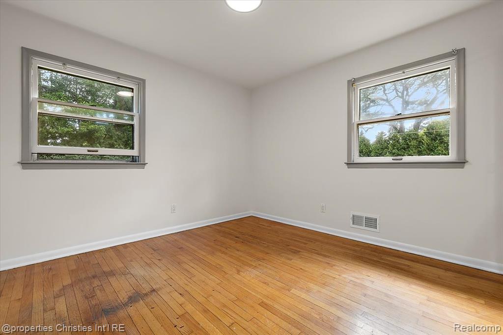 6030 Lahser Road, Bloomfield, MI — Photo 22
