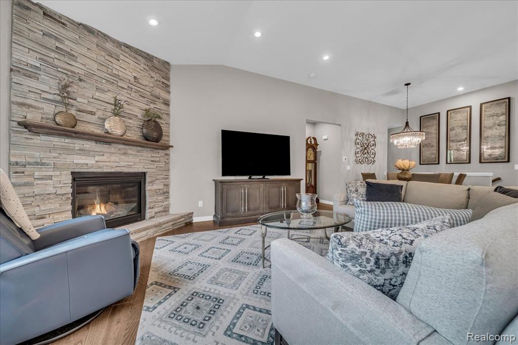 48854 Windfall Road, Novi, MI — Photo 18