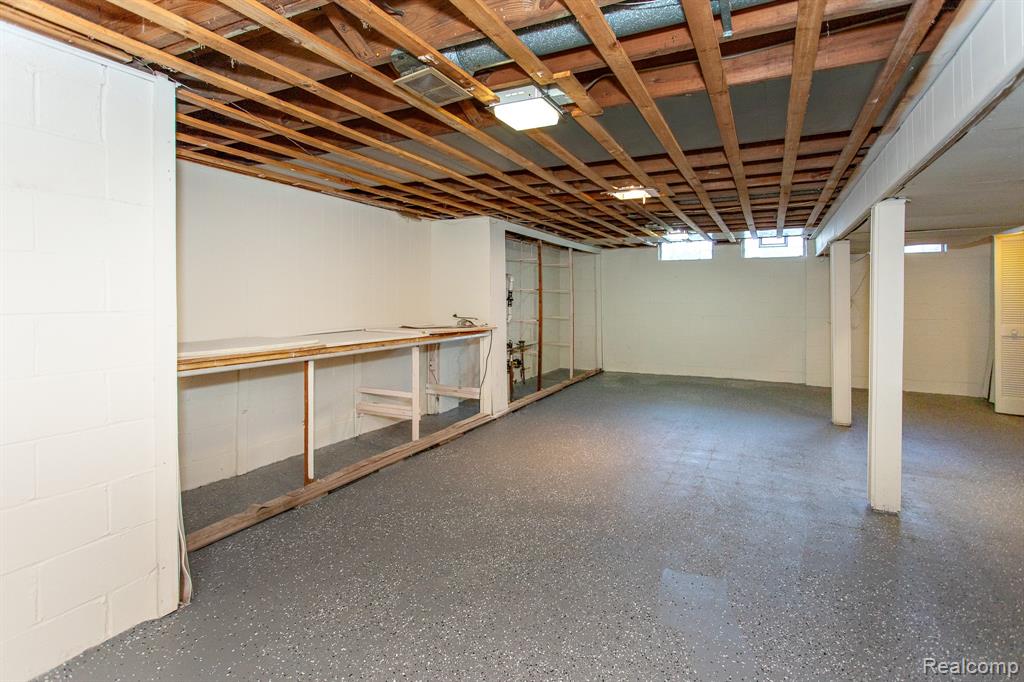 4056 Robina Avenue, Berkley, MI 48072 — Photo 38