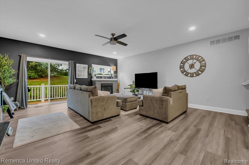 5908 Woodruff View Drive, Brighton, MI 48116 — Photo 5