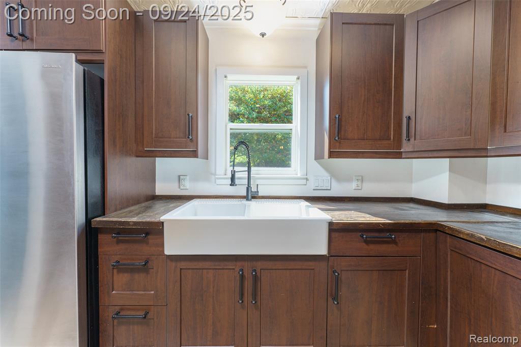 601 S Main Street, Chelsea, MI 48118 — Photo 14