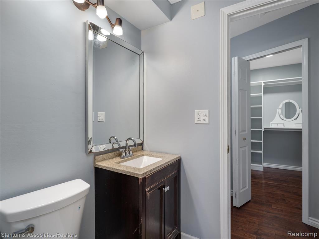 799 Kirts Boulevard, Troy, MI 48084 — Photo 17