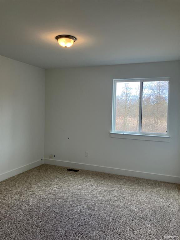 26771 FERGUSON Court, South Lyon, MI 48178 — Photo 9