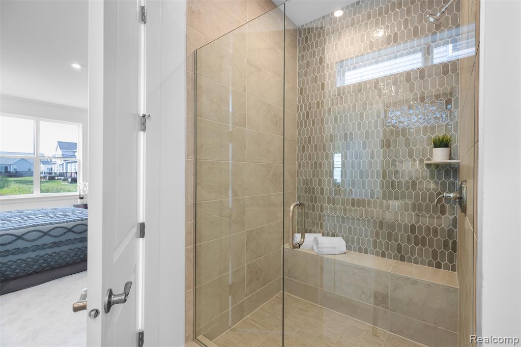 7707 LARCHWOOD Drive, West Bloomfield, MI — Photo 31