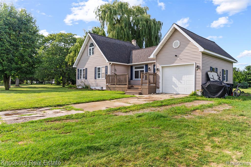8058 Stanley Road, Flushing, MI 48433 — Photo 4