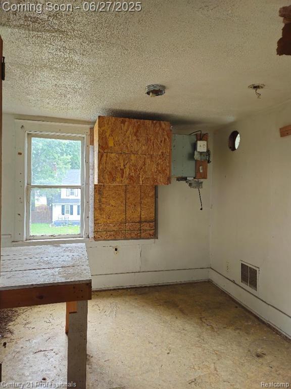 4428 Elizabeth Street, Wayne, MI 48184 — Photo 21
