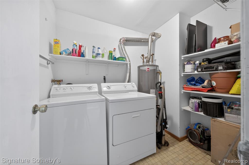875 S Pontiac Trail, B208, Walled Lake, MI 48390 — Photo 12