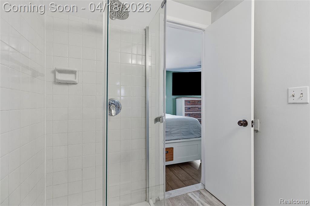 37816 Charter Oaks Boulevard, Clinton Twp, MI 48036 — Photo 18