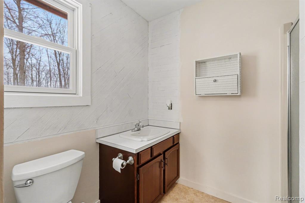 8239 Hill Road, Swartz Creek, MI 48473 — Photo 18