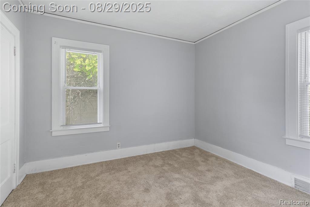 6073/6075 Whitewood Street, Detroit, MI 48210 — Photo 8