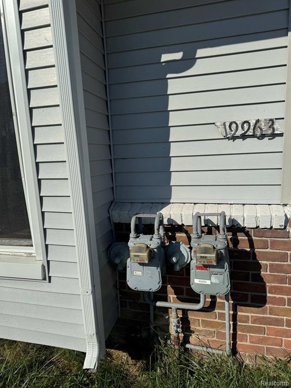 19961 Greenfield Road, Detroit, MI 48235 — Photo 19