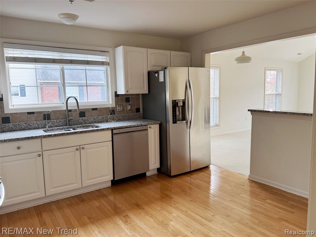 28280 Carlton Way Drive, Novi, MI 48377 — Photo 6